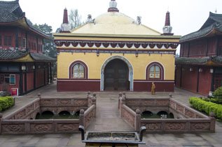 monte emei