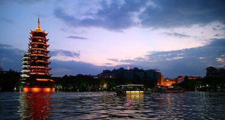 Crociera dei Due Fiumi e Quattro Laghi